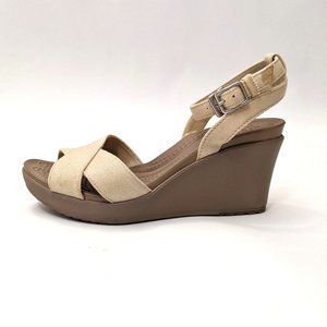 Crocs Leigh II Wedge Sandals Oatmeal Mushroom 6